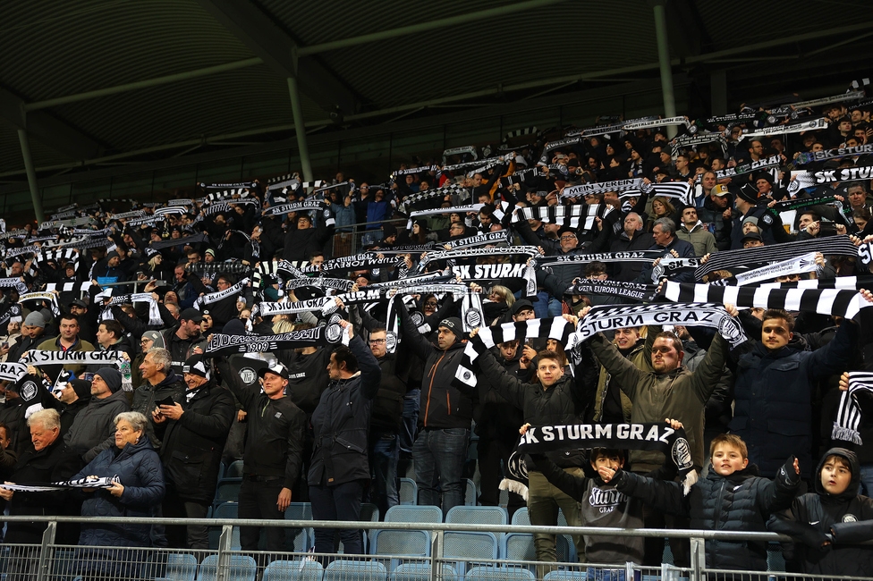 Sturm Graz - Lille
UEFA Conference League Achtelfinale, SK Sturm Graz - Lille Olympique Sporting Club, Stadion Liebenau Graz, 07.03.2024. 

Foto zeigt Fans von Sturm
