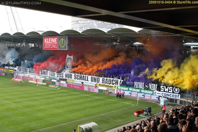 Schlüsselwörter: Pyrotechnik Spruchband Choreografie