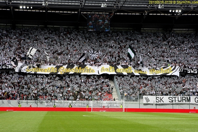 Schlüsselwörter: faehnchen spruchband fahne choreo