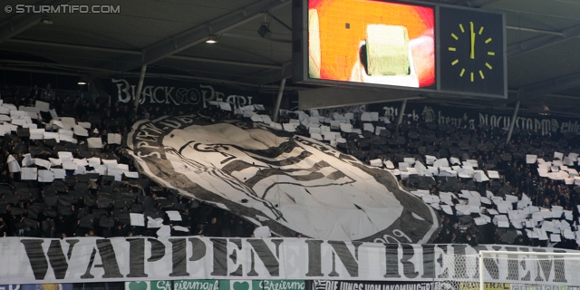 Oesterreichische Fussball Bundesliga, 20. Runde,  SK Sturm Graz vs Kapfenberger SV, Stadion Liebenau, 12.2.2011. 

Foto zeigt Fans von Sturm mit einer Choreografie
