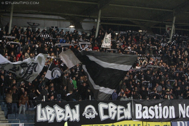 Oesterreichische Fussball Bundesliga, 20. Runde,  SK Sturm Graz vs Kapfenberger SV, Stadion Liebenau, 12.2.2011. 

Foto zeigt Fans von Sturm
