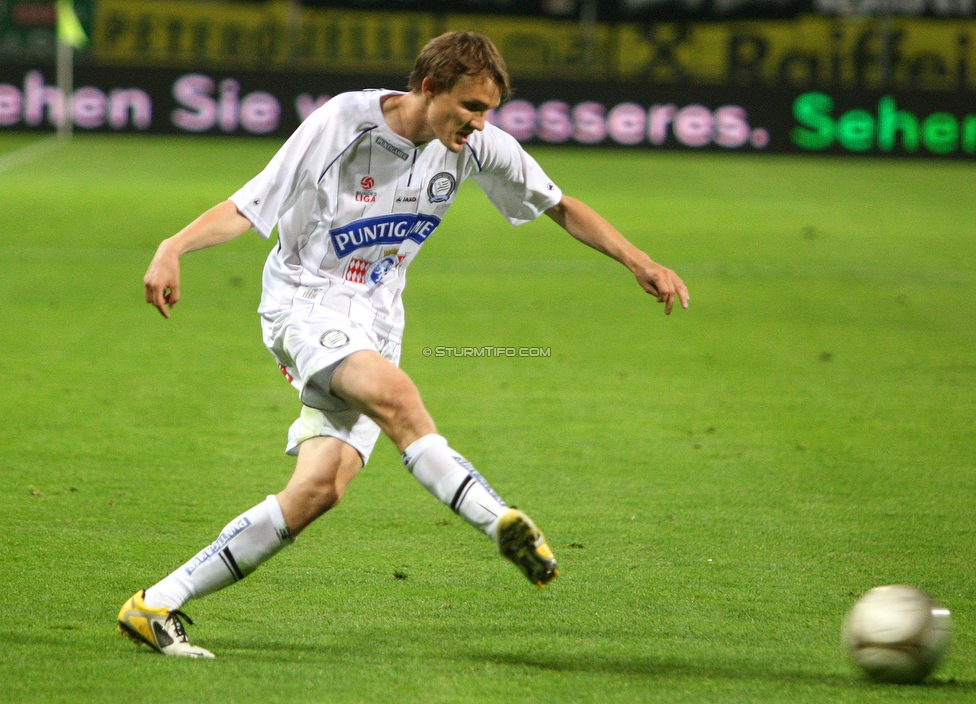 Sturm Graz - Innsbruck
Oesterreichische Fussball Bundesliga, 36. Runde, SK Sturm Graz - FC Wacker Innsbruck, Stadion Liebenau, 25.5.2011. 

Foto zeigt Andreas Hoelzl (Sturm)
