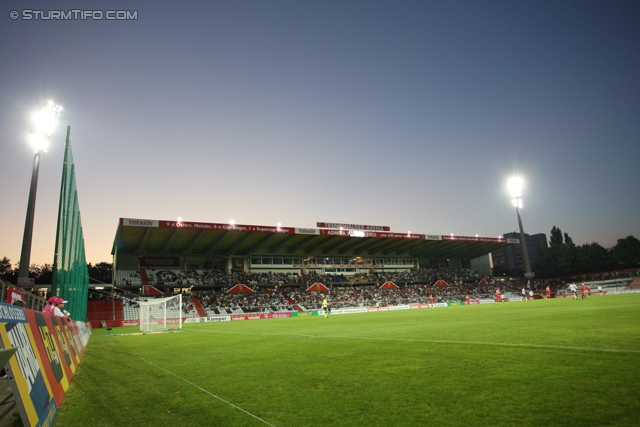 Admira - Sturm Graz
Oesterreichische Fussball Bundesliga, 7. Runde,  FC Admira - SK Sturm Graz, Stadion Suedstadt, 10.9.2011. 

Foto zeigt eine Innenansicht im Stadion Suedstadt
