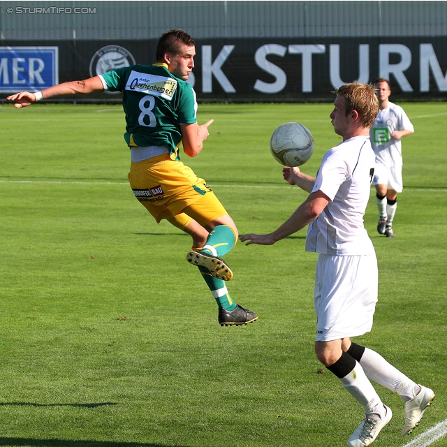 Sturm Amateure - Voecklamarkt
Regionalliga Mitte, 6. Runde,  Sturm Graz Amateure - UVB Voecklamarkt, Trainingszentrum Messendorf, 11.9.2011. 

Foto zeigt Andreas Weiss (Voecklamarkt) und Daniel Schmoelzer (Sturm Amateure)
