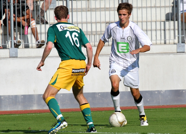 Sturm Amateure - Voecklamarkt
Regionalliga Mitte, 6. Runde,  Sturm Graz Amateure - UVB Voecklamarkt, Trainingszentrum Messendorf, 11.9.2011. 

Foto zeigt Stefan Kirnbauer (Voecklamarkt) und Reinhold Ranftl (Sturm Amateure)
