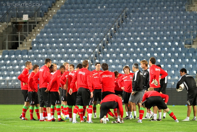 Vorberichte Sturm-Lok Moskau
UEFA Europa League Gruppenphase 1. Spieltag,  Vorberichte SK Sturm Graz - FC Lokomotiv Moskau, Pressekonferenz und Abschlusstraining, Stadion Liebenau, 14.9.2011. 

Foto zeigt die Mannschaft von Lok Moskau
