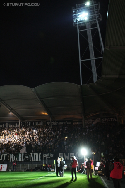 Sturm-Lok Moskau
UEFA Europa League Gruppenphase 1. Spieltag,  SK Sturm Graz - FC Lokomotiv Moskau, Stadion Liebenau, 15.9.2011. 

Foto zeigt eine Innenansicht im Stadion Liebenau beim Flutlichtausfall
