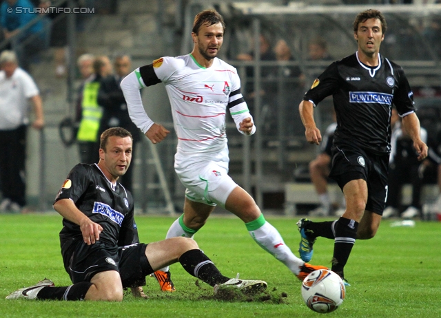 Sturm-Lok Moskau
UEFA Europa League Gruppenphase 1. Spieltag,  SK Sturm Graz - FC Lokomotiv Moskau, Stadion Liebenau, 15.9.2011. 

Foto zeigt Ferdinand Feldhofer (Sturm), Dmitri Sychev (Lok Moskau) und Joachim Standfest (Sturm)
