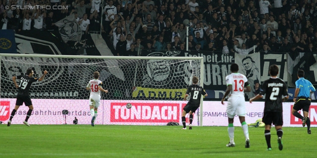 Sturm-Lok Moskau
UEFA Europa League Gruppenphase 1. Spieltag,  SK Sturm Graz - FC Lokomotiv Moskau, Stadion Liebenau, 15.9.2011. 

Foto zeigt Darko Bodul (Sturm), Roman Shishkin (Lok Moskau), Andreas Hoelzl (Sturm), Victor Obinna (Lok Moskau) und Giorgi Popkhadze (Sturm)
Schlüsselwörter: tor