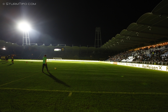 Sturm-Lok Moskau
UEFA Europa League Gruppenphase 1. Spieltag,  SK Sturm Graz - FC Lokomotiv Moskau, Stadion Liebenau, 15.9.2011. 

Foto zeigt eine Innenansicht im Stadion Liebenau beim Flutlichtausfall
