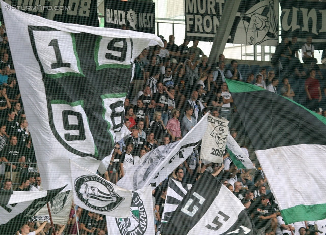 Sturm Graz - Innsbruck
Oesterreichische Fussball Bundesliga, 8. Runde,  SK Sturm Graz - FC Wacker Innsbruck, Stadion Liebenau Graz, 18.9.2011. 

Foto zeigt Fans von Sturm
