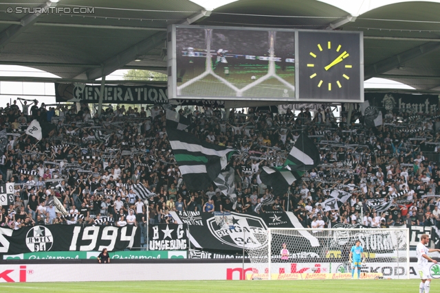 Sturm Graz - Innsbruck
Oesterreichische Fussball Bundesliga, 8. Runde,  SK Sturm Graz - FC Wacker Innsbruck, Stadion Liebenau Graz, 18.9.2011. 

Foto zeigt Fans von Sturm
