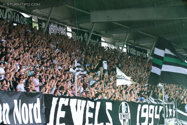 Sturm Graz - Innsbruck
Oesterreichische Fussball Bundesliga, 8. Runde,  SK Sturm Graz - FC Wacker Innsbruck, Stadion Liebenau Graz, 18.9.2011. 

Foto zeigt Fans von Sturm
