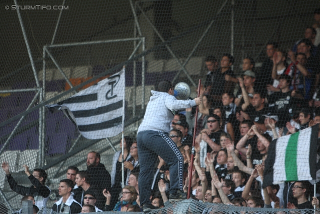 Austria Wien - Sturm Graz
Oesterreichische Fussball Bundesliga, 9. Runde,  FK Austria Wien - SK Sturm Graz, Franz-Horr-Stadion, 24.9.2011. 

Foto zeigt Fans von Sturm
