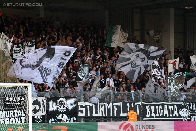 Austria Wien - Sturm Graz
Oesterreichische Fussball Bundesliga, 9. Runde,  FK Austria Wien - SK Sturm Graz, Franz-Horr-Stadion, 24.9.2011. 

Foto zeigt Fans von Sturm
