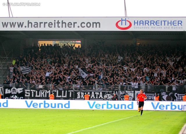 Austria Wien - Sturm Graz
Oesterreichische Fussball Bundesliga, 9. Runde,  FK Austria Wien - SK Sturm Graz, Franz-Horr-Stadion, 24.9.2011. 

Foto zeigt Fans von Sturm
