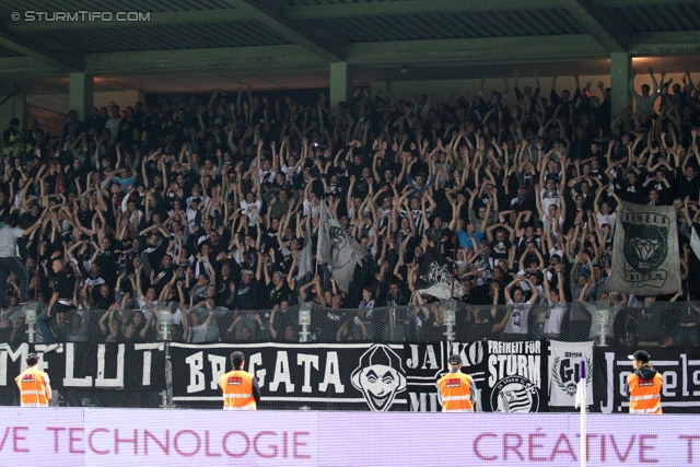 Austria Wien - Sturm Graz
Oesterreichische Fussball Bundesliga, 9. Runde,  FK Austria Wien - SK Sturm Graz, Franz-Horr-Stadion, 24.9.2011. 

Foto zeigt Fans von Sturm
