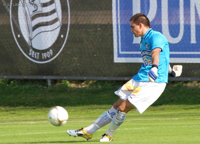 Sturm Amateure - Gratkorn
Regionalliga Mitte, 8. Runde,  Sturm Graz Amateure - FC Gratkorn, Trainingszentrum Messendorf, 25.9.2011. 

Foto zeigt Florian Schoegl (Sturm Amateure)
