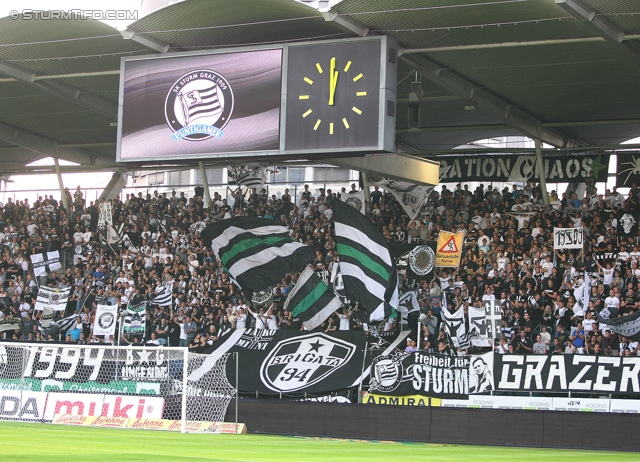 Sturm Graz - Ried
Oesterreichische Fussball Bundesliga, 10. Runde,  SK Sturm Graz - SV Ried, Stadion Liebenau Graz, 2.10.2011. 

Foto zeigt Fans von Sturm
