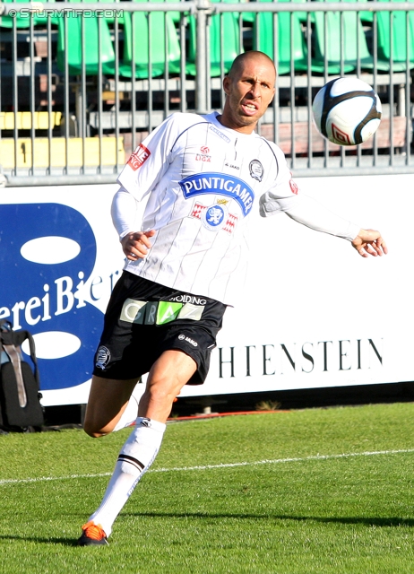 Mattersburg - Sturm Graz
Oesterreichische Fussball Bundesliga, 11. Runde,  SV Mattersburg - SK Sturm Graz, Pappelstadion Mattersburg, 16.10.2011. 

Foto zeigt Patrick Wolf (Sturm)
