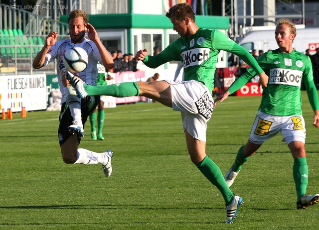 Mattersburg - Sturm Graz
Oesterreichische Fussball Bundesliga, 11. Runde,  SV Mattersburg - SK Sturm Graz, Pappelstadion Mattersburg, 16.10.2011. 

Foto zeigt Martin Ehrenreich (Sturm)
