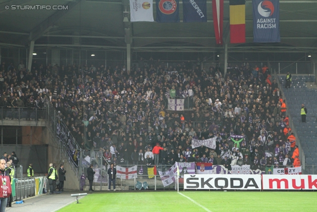 Sturm Graz - Anderlecht
UEFA Europa League Gruppenphase 3. Spieltag, SK Sturm Graz - RSC Anderlecht, Stadion Liebenau Graz, 20.10.2011. 

Foto zeigt Fans von Anderlecht
