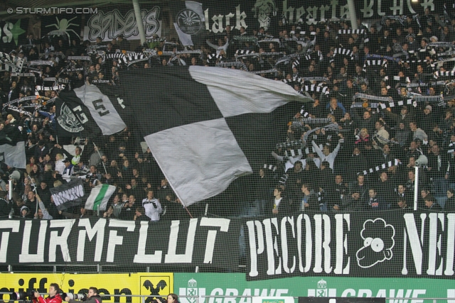 Sturm Graz - RB Salzburg
Oesterreichische Fussball Bundesliga, 12. Runde,  SK Sturm Graz - RB Salzburg, Stadion Liebenau Graz, 23.10.2011. 

Foto zeigt Fans von Sturm
