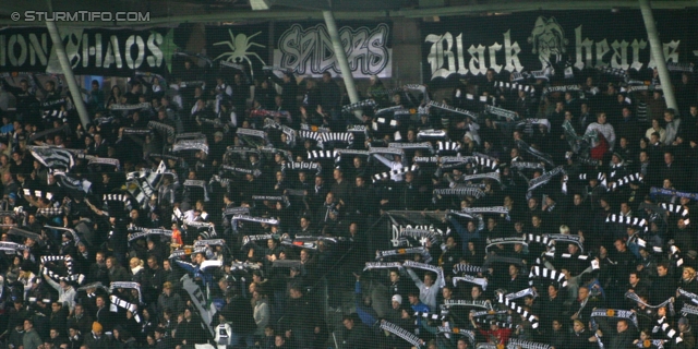 Sturm Graz - RB Salzburg
Oesterreichische Fussball Bundesliga, 12. Runde,  SK Sturm Graz - RB Salzburg, Stadion Liebenau Graz, 23.10.2011. 

Foto zeigt Fans von Sturm
