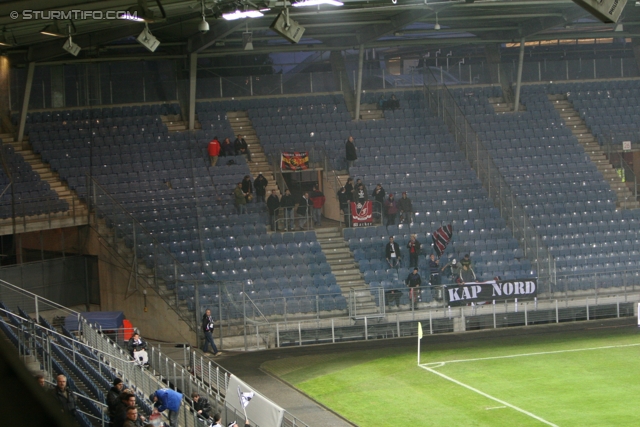 Sturm Graz - Admira
OEFB Cup, Achtelfinale,  SK Sturm Graz -  FC Admira, Stadion Liebenau Graz, 26.10.2011. 

Foto zeigt Fans der Admira
