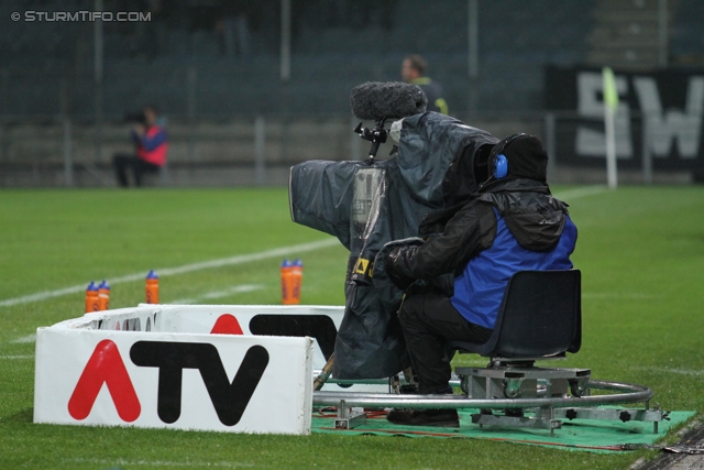 Sturm Graz - Admira
OEFB Cup, Achtelfinale,  SK Sturm Graz -  FC Admira, Stadion Liebenau Graz, 26.10.2011. 

Foto zeigt eine ATV-Kamera
