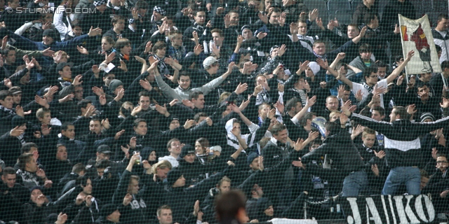 Rapid - Sturm Graz
Oesterreichische Fussball Bundesliga, 13. Runde,  SK Rapid Wien - SK Sturm Graz, Gerhard Hanappi Stadion Wien, 29.10.2011. 

Foto zeigt Fans von Sturm
