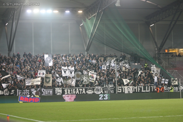 Rapid - Sturm Graz
Oesterreichische Fussball Bundesliga, 13. Runde,  SK Rapid Wien - SK Sturm Graz, Gerhard Hanappi Stadion Wien, 29.10.2011. 

Foto zeigt Fans von Sturm
