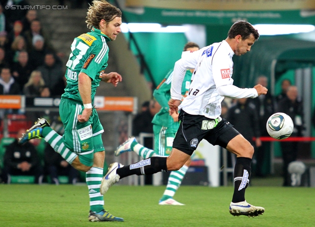 Rapid - Sturm Graz
Oesterreichische Fussball Bundesliga, 13. Runde,  SK Rapid Wien - SK Sturm Graz, Gerhard Hanappi Stadion Wien, 29.10.2011. 

Foto zeigt Harald Pichler (Rapid) und Haris Bukva (Sturm)
