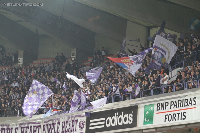 Anderlecht-Sturm
UEFA Europa League Gruppenphase 4. Spieltag, RSC Anderlecht - SK Sturm Graz, Constant Vanden Stock Stadion Anderlecht, 3.11.2011. 

Foto zeigt Fans von Anderlecht
