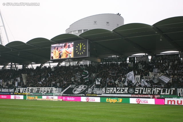 Sturm Graz - Kapfenberg
Oesterreichische Fussball Bundesliga, 14. Runde,  SK Sturm Graz - Kapfenberger SV, Stadion Liebenau Graz, 6.11.2011. 

Foto zeigt Fans von Sturm
