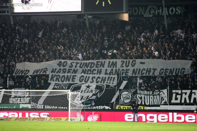 Sturm Graz - Kapfenberg
Oesterreichische Fussball Bundesliga, 14. Runde,  SK Sturm Graz - Kapfenberger SV, Stadion Liebenau Graz, 6.11.2011. 

Foto zeigt Fans von Sturm mit einem Spruchband
Schlüsselwörter: protest