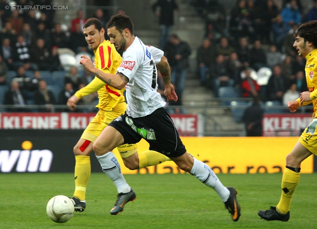 Sturm Graz - Kapfenberg
Oesterreichische Fussball Bundesliga, 14. Runde,  SK Sturm Graz - Kapfenberger SV, Stadion Liebenau Graz, 6.11.2011. 

Foto zeigt Darko Bodul (Sturm)
