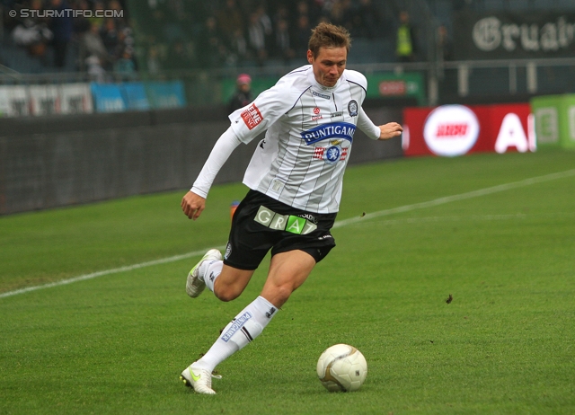 Sturm Graz - Kapfenberg
Oesterreichische Fussball Bundesliga, 14. Runde,  SK Sturm Graz - Kapfenberger SV, Stadion Liebenau Graz, 6.11.2011. 

Foto zeigt Roman Kienast (Sturm)
