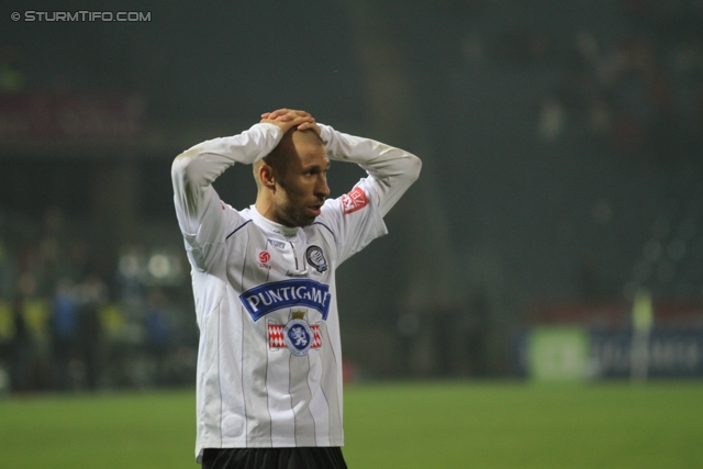 Sturm Graz - Kapfenberg
Oesterreichische Fussball Bundesliga, 14. Runde,  SK Sturm Graz - Kapfenberger SV, Stadion Liebenau Graz, 6.11.2011. 

Foto zeigt Patrick Wolf (Sturm)
Schlüsselwörter: enttaeuschung