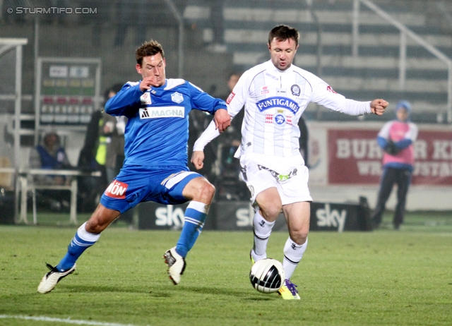 Wr. Neustadt - Sturm Graz
Oesterreichische Fussball Bundesliga, 15. Runde,  SC Wiener Neustadt - SK Sturm Graz, Stadion Wiener Neustadt, 19.11.2011. 

Foto zeigt Samir Muratovic (Sturm)
