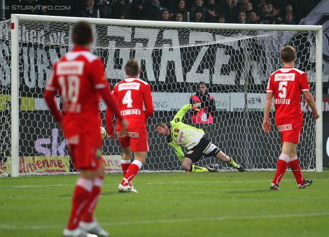 Sturm Graz - Admira
Oesterreichische Fussball Bundesliga, 16. Runde,  SK Sturm Graz - FC Admira, Stadion Liebenau Graz, 27.11.2011. 

Foto zeigt Rene Schicker (Admira), Gernot Plassnegger (Admira), Patrick Tischler (Admira) und Daniel Drescher (Admira) 
