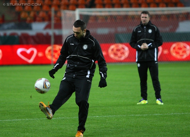 Vorberichte Lok Moskau - Sturm Graz
UEFA Europa League Gruppenphase 5. Spieltag, Vorberichte FC Lokomotiv Moskau - SK Sturm Graz, Abschlusstraining, Lokomotiv Stadion Moskau, 30.11.2011. 

Foto zeigt Darko Bodul (Sturm) und Samir Muratovic (Sturm)
