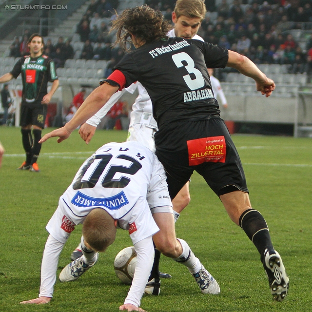 Innsbruck - Sturm Graz
Oesterreichische Fussball Bundesliga, 17. Runde, FC Wacker Innsbruck - SK Sturm Graz, Tivoli Neu Innsbruck, 4.12.2011. 

Foto zeigt 
