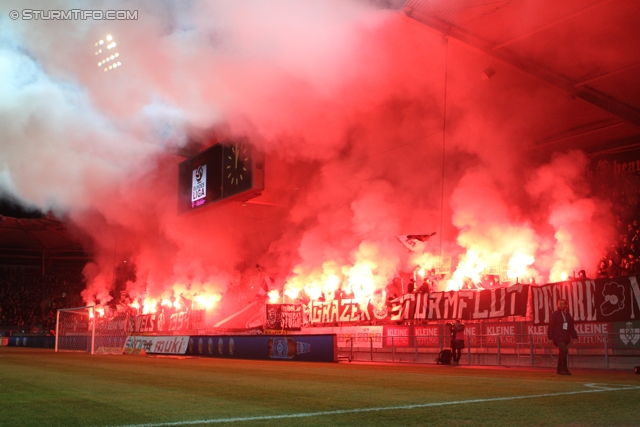 Sturm Graz - Austria Wien
Oesterreichische Fussball Bundesliga, 18. Runde, SK Sturm Graz - FK Austria Wien, Stadion Liebenau Graz, 10.12.2011. 

Foto zeigt Fans von Sturm mit einer Choreografie
Schlüsselwörter: pyrotechnik