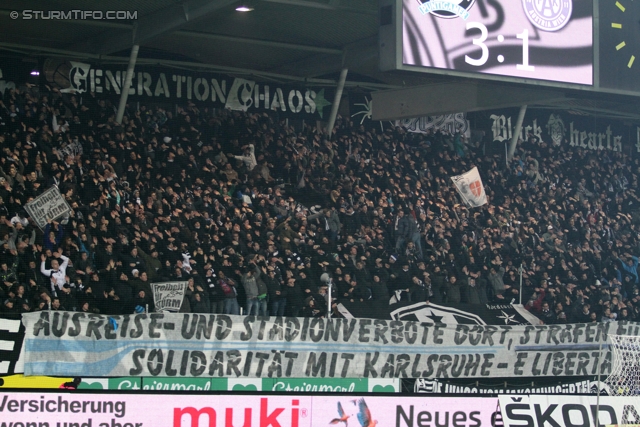 Sturm Graz - Austria Wien
Oesterreichische Fussball Bundesliga, 18. Runde, SK Sturm Graz - FK Austria Wien, Stadion Liebenau Graz, 10.12.2011. 

Foto zeigt Fans von Sturm mit einem Spruchband
Schlüsselwörter: protest