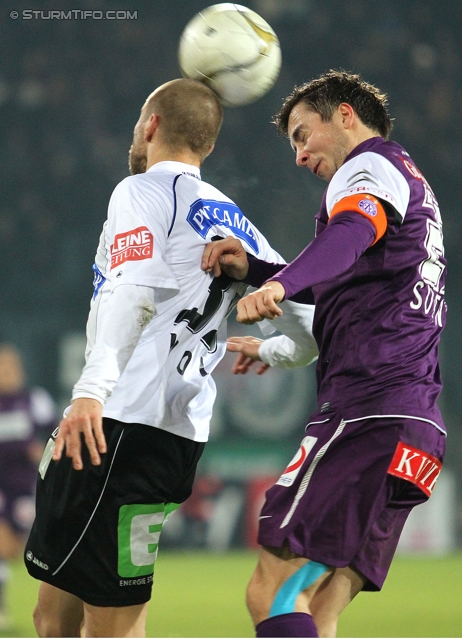 Sturm Graz - Austria Wien
Oesterreichische Fussball Bundesliga, 18. Runde, SK Sturm Graz - FK Austria Wien, Stadion Liebenau Graz, 10.12.2011. 

Foto zeigt Patrick Wolf (Sturm) und Markus Suttner (Austria)
Schlüsselwörter: kopfball