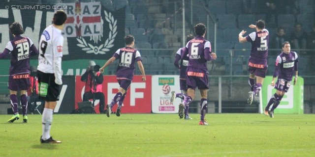 Sturm Graz - Austria Wien
Oesterreichische Fussball Bundesliga, 18. Runde, SK Sturm Graz - FK Austria Wien, Stadion Liebenau Graz, 10.12.2011. 

Foto zeigt Nacer Barazite (Austria), Darko Bodul (Sturm), Michael Liendl (Austria), Peter Hlinka (Austria) und Manuel Wallner (Austria)
Schlüsselwörter: tor