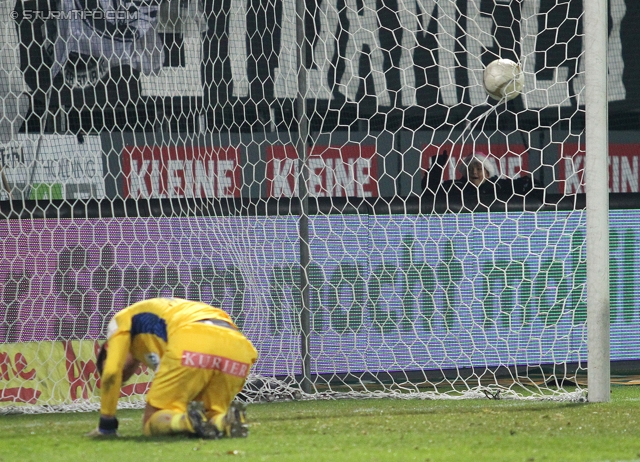 Sturm Graz - Austria Wien
Oesterreichische Fussball Bundesliga, 18. Runde, SK Sturm Graz - FK Austria Wien, Stadion Liebenau Graz, 10.12.2011. 

Foto zeigt  Heinz Lindner (Austria)
Schlüsselwörter: tor elfer