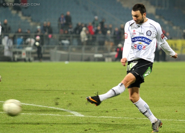 Sturm Graz - Austria Wien
Oesterreichische Fussball Bundesliga, 18. Runde, SK Sturm Graz - FK Austria Wien, Stadion Liebenau Graz, 10.12.2011. 

Foto zeigt Darko Bodul (Sturm)
Schlüsselwörter: tor