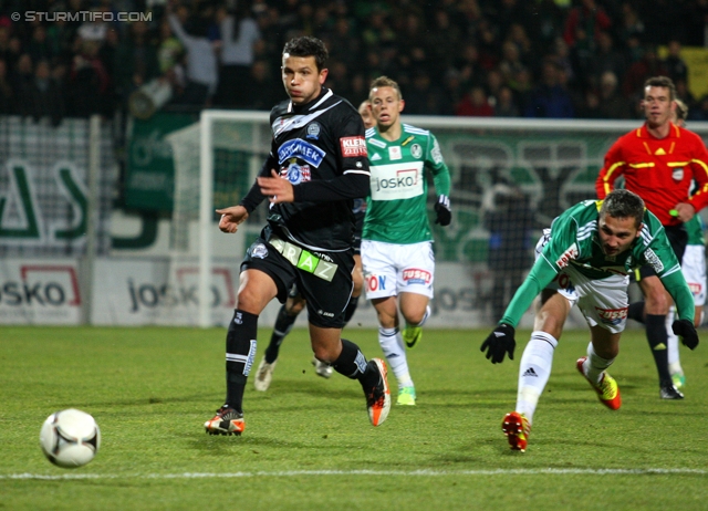 Ried - Sturm Graz
Oesterreichische Fussball Bundesliga, 19. Runde,  SV Ried - SK Sturm Graz, Arena Ried, 17.12.2011. 

Foto zeigt Haris Bukva (Sturm)
